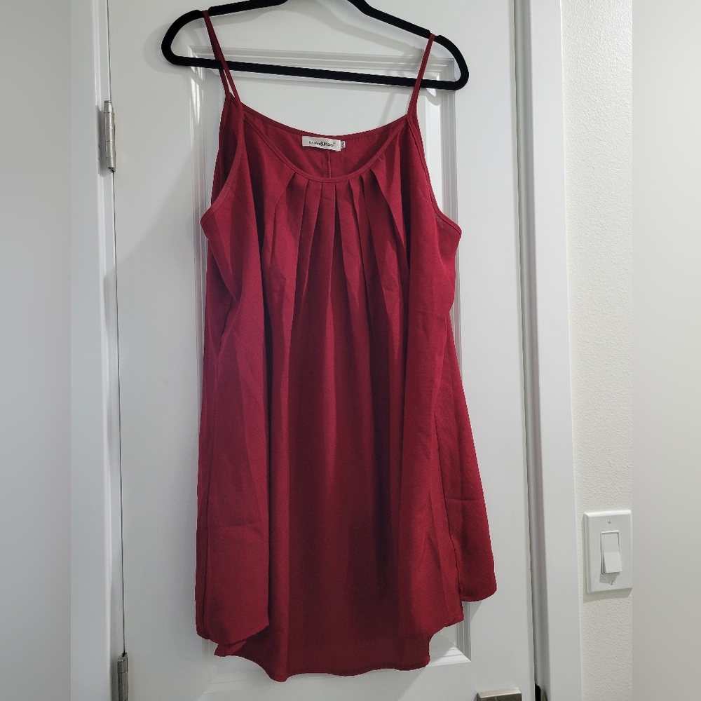 Lem & Hao Burgundy Spaghrtti Strap Pleated Front Blouse /Top